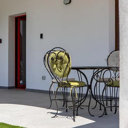 Coru E Mari 2 * Pula